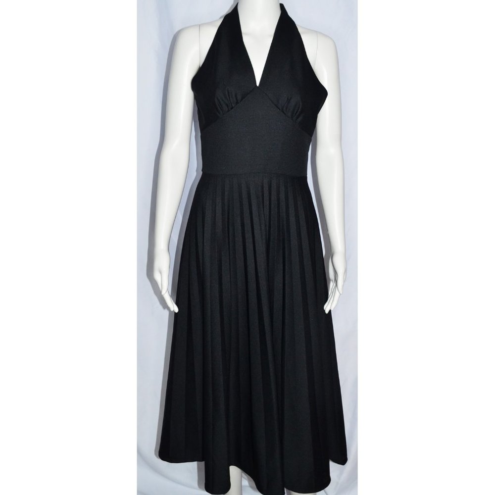 Vintage 70’s Halter Neck Pleated Maxi Dress Size S - See Measurements